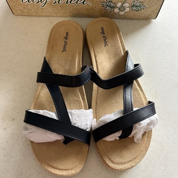 Easy Street Black‎ Sandals 10 - Picture 3 of 6